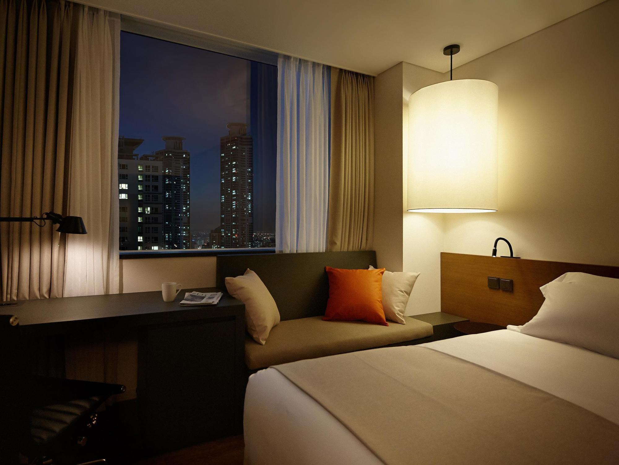 Shilla Seodaemun Hotel